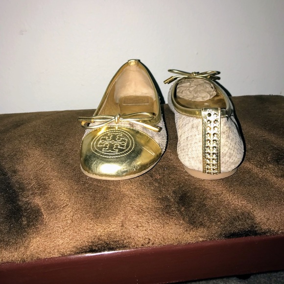 🌺GOLD🌺TORY BURCH EMBELLISHED FLATS🌺7.5M🌺 - Picture 7 of 8